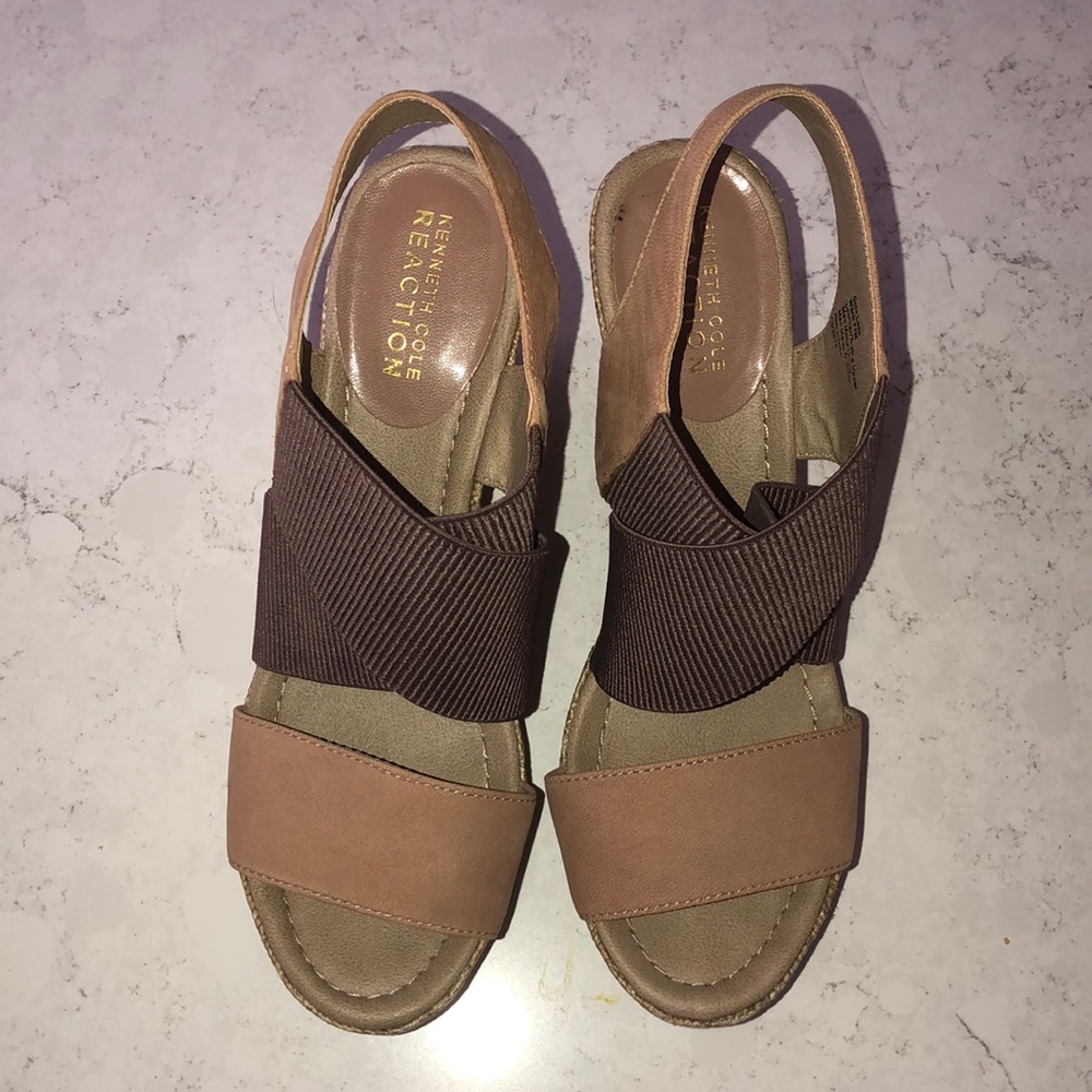 ❌SOLD❌Kenneth Cole wedge - Picture 2 of 8